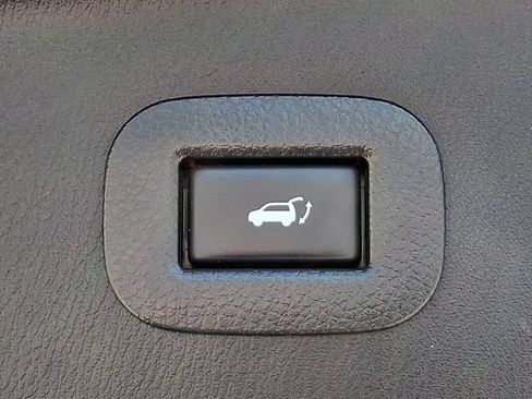 Used 2019 INFINITI QX80 Limited w/ All-Season Package AWD/4WD image 31