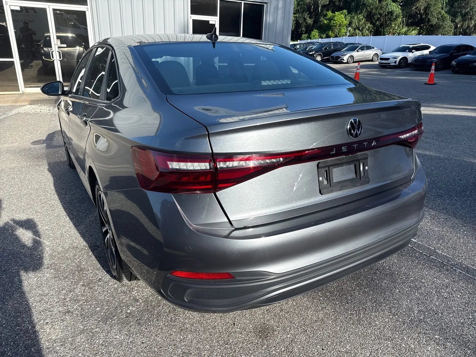 Used 2025 Volkswagen Jetta Sport FWD image 10