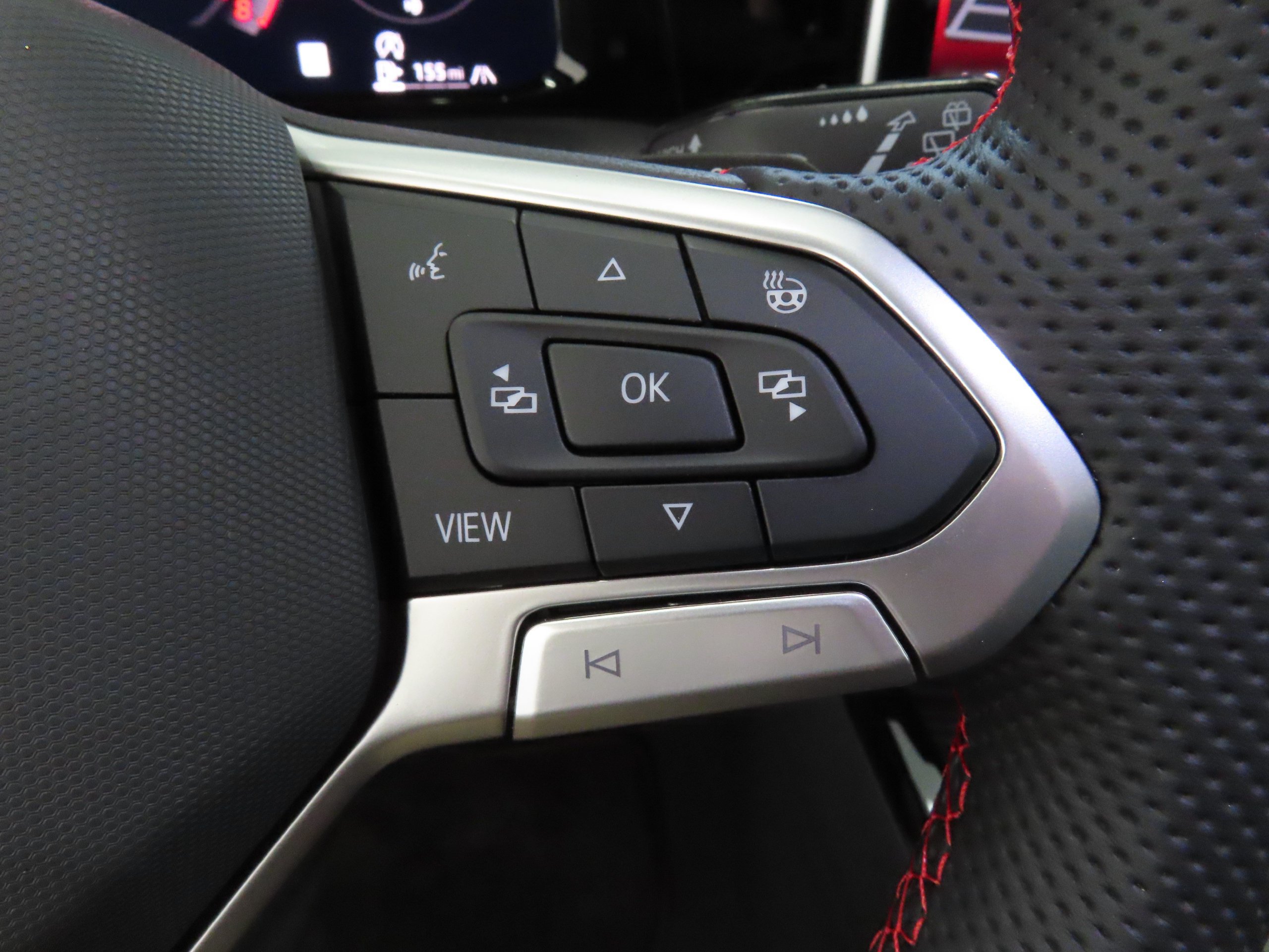 New 2026 Volkswagen GTI SE FWD image 13
