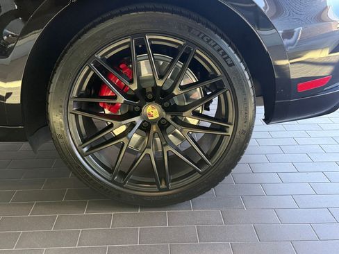 Certified 2023 Porsche Macan GTS AWD/4WD image 18
