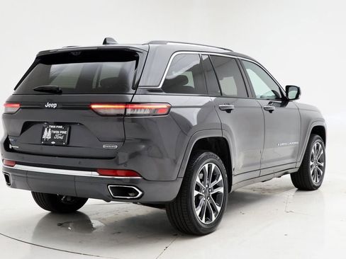 Used 2023 Jeep Grand Cherokee Overland w/ Luxury Tech Group IV image 8