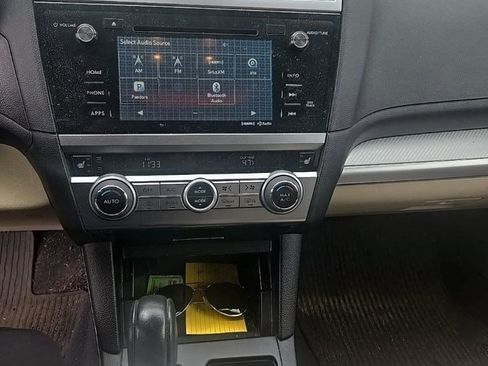 Used 2016 Subaru Outback 2.5i Premium AWD/4WD image 16