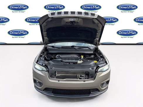 Used 2019 Jeep Cherokee Latitude w/ Popular Appearance Group image 33