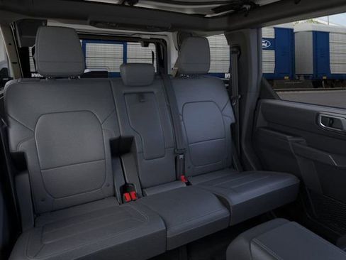 New 2025 Ford Bronco Badlands w/ Sasquatch Package image 11