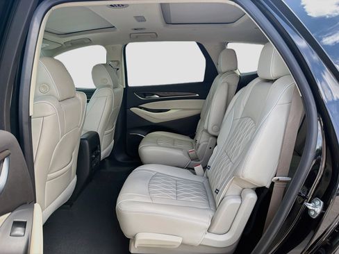 Used 2024 Buick Enclave Avenir w/ Avenir Technology Package FWD image 23