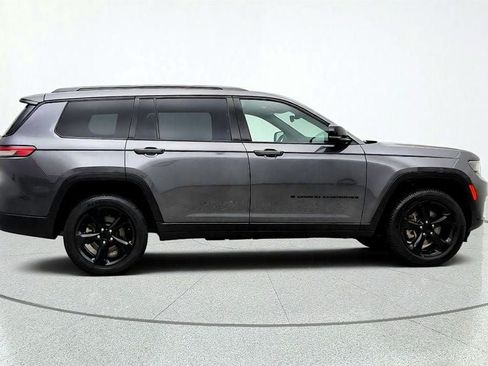 Used 2023 Jeep Grand Cherokee L Altitude AWD/4WD image 4
