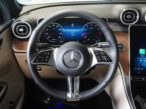Used 2026 Mercedes-Benz GLC 300 4MATIC image 15