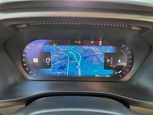 Used 2023 Volvo XC40 B4 Ultimate FWD image 31