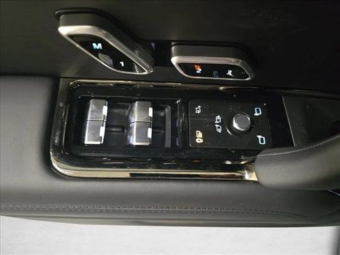 New 2026 Land Rover Range Rover Sport SE image 28