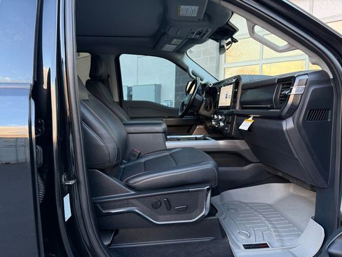 Used 2023 Ford F250 Lariat w/ Chrome Package AWD/4WD image 18