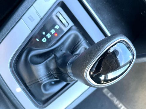 Used 2017 Hyundai Elantra Value Edition w/ Cargo Package image 21