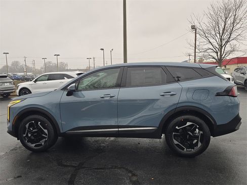 New 2026 Kia Sportage S image 6