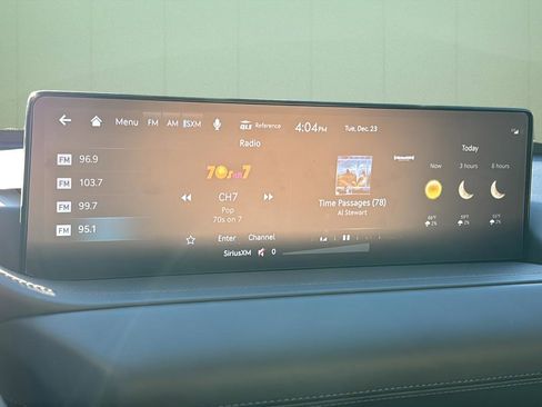 Used 2023 Genesis GV80 2.5T w/ Prestige 20" Package image 31