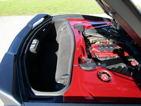 Used 2021 Chevrolet Corvette Stingray Preferred Cpe w/ Z51 Performance Package image 21