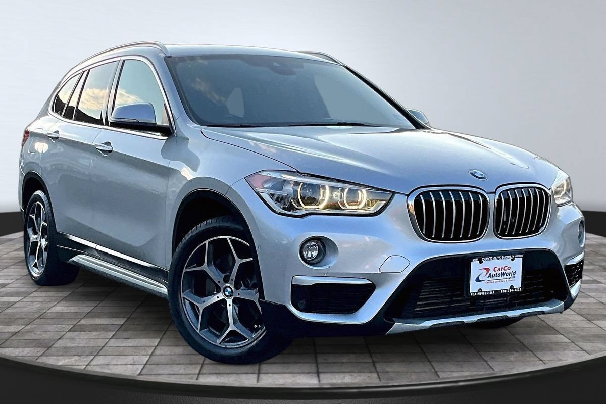 Used 2019 BMW X1 xDrive28i w/ Convenience Package AWD/4WD image 3