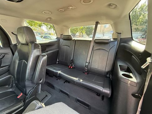 Used 2014 GMC Acadia SLT FWD image 23