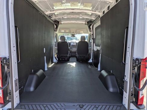New 2026 Ford Transit 250 148 Medium Roof w/ Load Area Protection Package RWD image 12