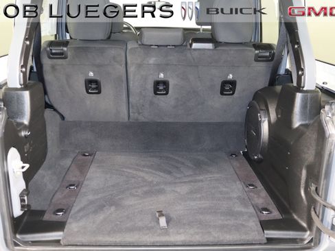 Used 2023 Jeep Wrangler Unlimited w/ Cold Weather Group AWD/4WD image 18