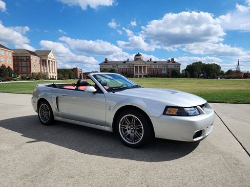 Used 2003 Ford Mustang Cobra RWD image 20