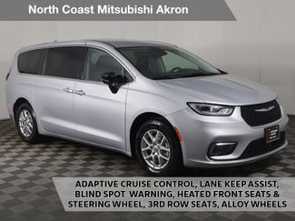 Used 2024 Chrysler Pacifica Touring-L FWD video 1