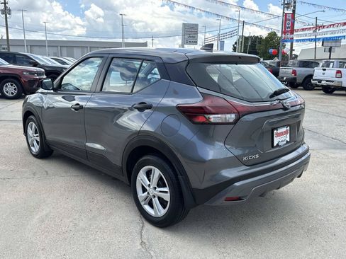 Used 2025 Nissan Kicks Play S FWD image 5