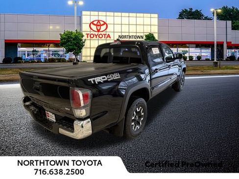 Used 2022 Toyota Tacoma TRD Off-Road image 23