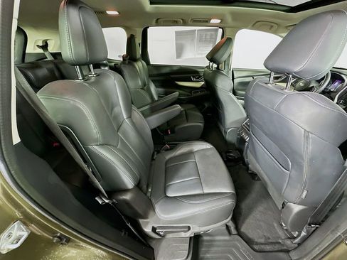 Used 2022 Subaru Ascent Limited w/ Technology Package AWD/4WD image 37