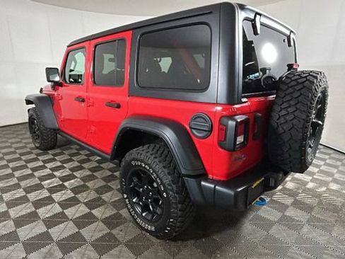 Used 2023 Jeep Wrangler Unlimited w/ Cold Weather Group AWD/4WD image 4