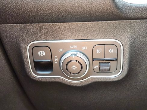 Certified 2026 Mercedes-Benz GLB 250 4MATIC image 27