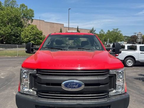 Used 2019 Ford F350 XL w/ Power Equipment Group AWD/4WD image 3