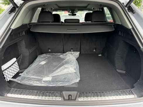 Used 2025 Audi Q5 Premium w/ Convenience Package AWD/4WD image 32