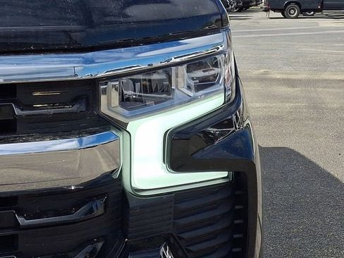 Certified 2025 Chevrolet Silverado 1500 LT RWD image 9