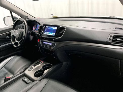 Used 2021 Honda Pilot Black Edition image 14