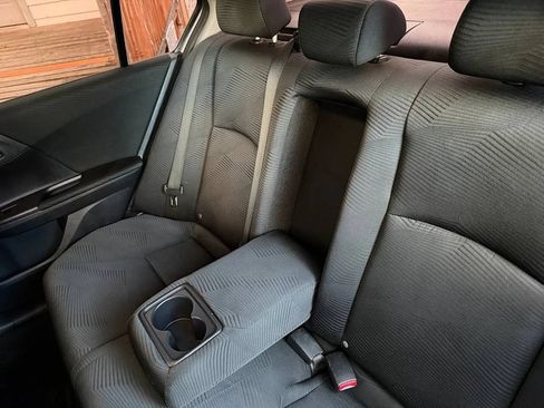 Used 2014 Honda Accord LX image 26