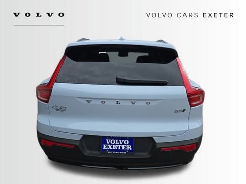 New 2026 Volvo XC40 B5 Plus w/ Protection Package Premier AWD/4WD image 6