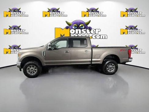 Used 2018 Ford F250 XLT w/ XLT Premium Package image 8