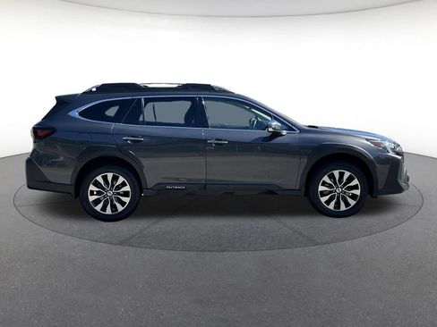 Used 2023 Subaru Outback Touring XT AWD/4WD image 7