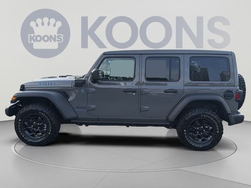 Used 2023 Jeep Wrangler Unlimited w/ Sun & Screen Package AWD/4WD image 2