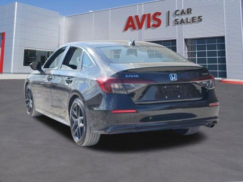 Used 2025 Honda Civic Sport image 9