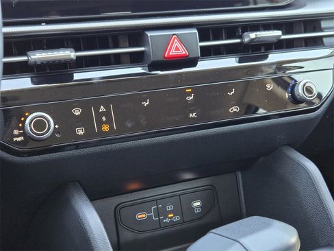 New 2026 Kia Sportage LX image 14