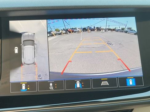 Certified 2021 Buick Envision Avenir w/ Technology Package II AWD/4WD image 21