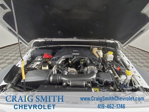 Used 2020 Jeep Gladiator Sport w/ Quick Order Package 24S image 9