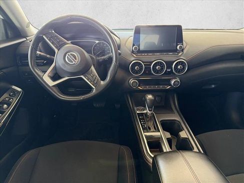 Used 2022 Nissan Sentra SR FWD image 11