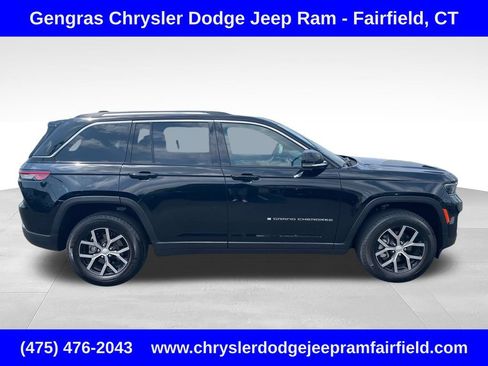 Certified 2023 Jeep Grand Cherokee Limited AWD/4WD image 8