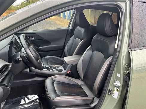Used 2024 Subaru Crosstrek 2.5i Limited w/ Crosstrek Mirror Package AWD/4WD image 9