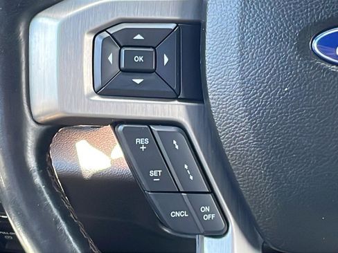Used 2018 Ford F150 Platinum w/ Equipment Group 701A Luxury AWD/4WD image 22