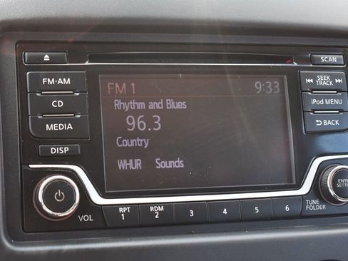 Used 2019 Nissan NV200 S w/ Back Door Glass Package image 26