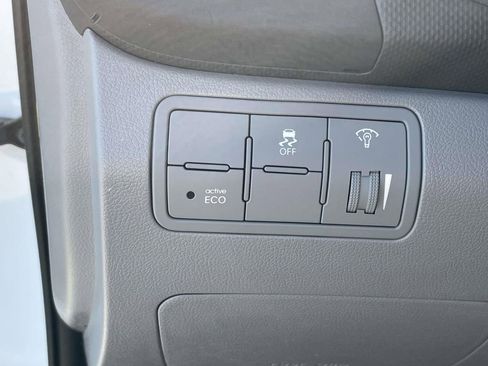 Used 2014 Hyundai Accent GS image 19