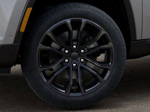 New 2026 Jeep Grand Wagoneer Summit image 8