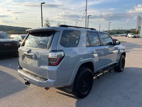 Used 2021 Toyota 4Runner Trail Special Edition AWD/4WD image 4